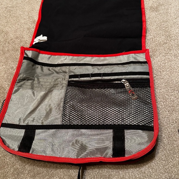 InuYasha mythwear embroidered messenger bag NWOT - Picture 5 of 5